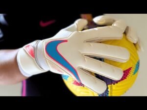 Nike Vapor Grip3 Goalkeeper Gloves - Best Football Keeper Gloves for wet weather