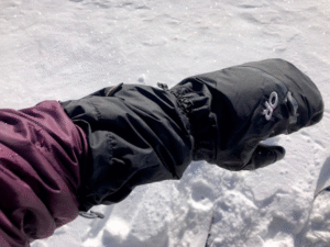 Outdoor Research Alti Mitts – Best for Extreme Expeditions and cold weather